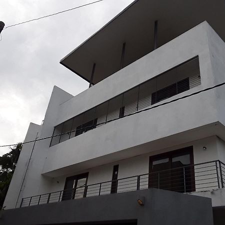 Thalangama Lakeview Lodge Battaramulla Luaran gambar