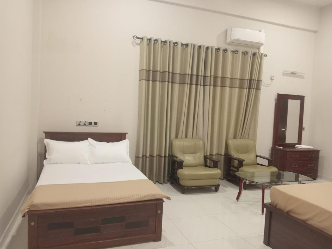 Thalangama Lakeview Lodge Battaramulla Luaran gambar