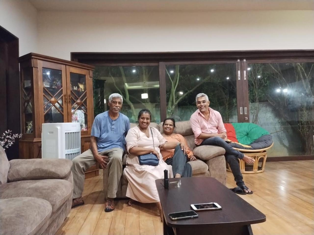 Thalangama Lakeview Lodge Battaramulla Luaran gambar