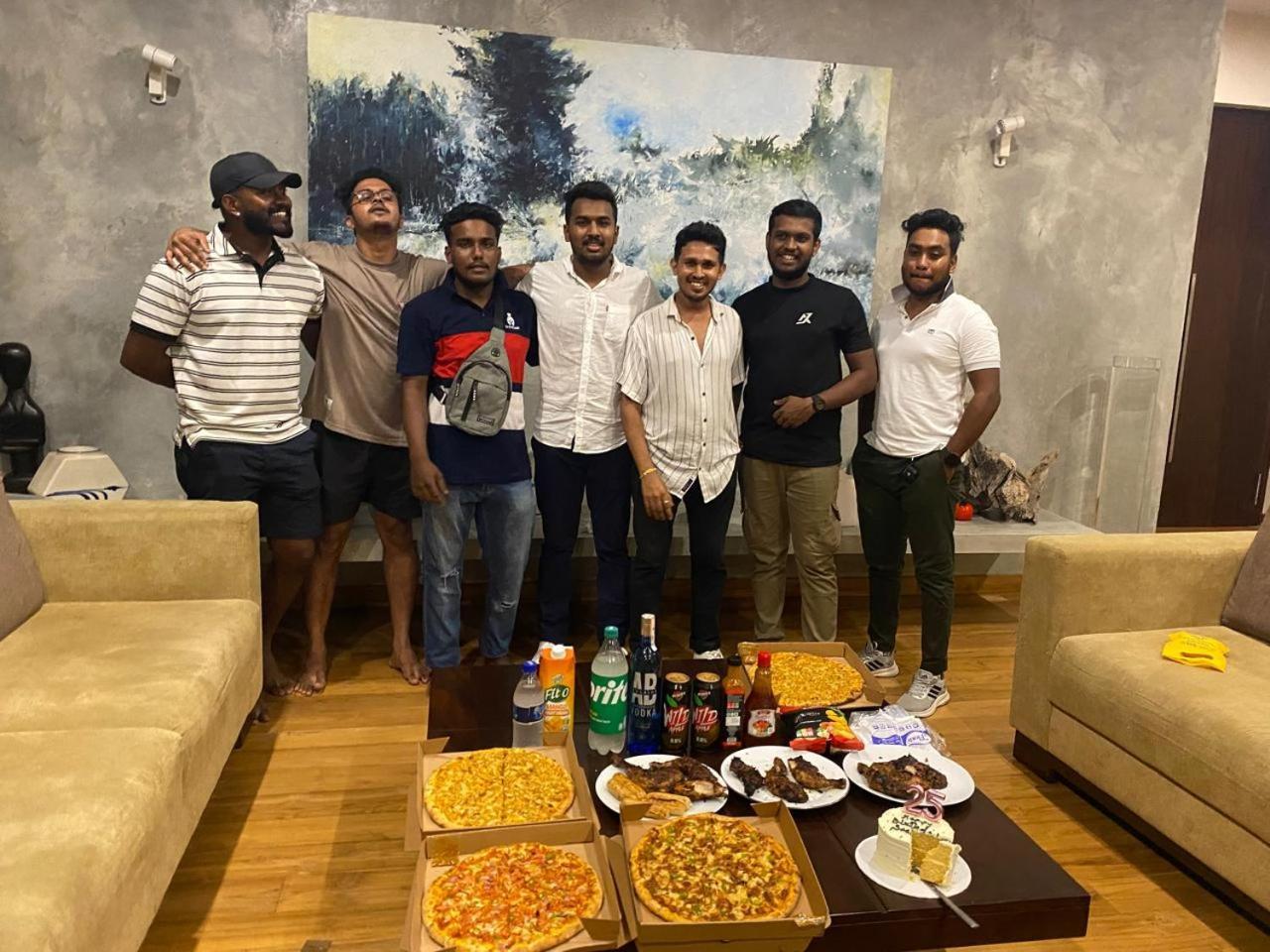 Thalangama Lakeview Lodge Battaramulla Luaran gambar