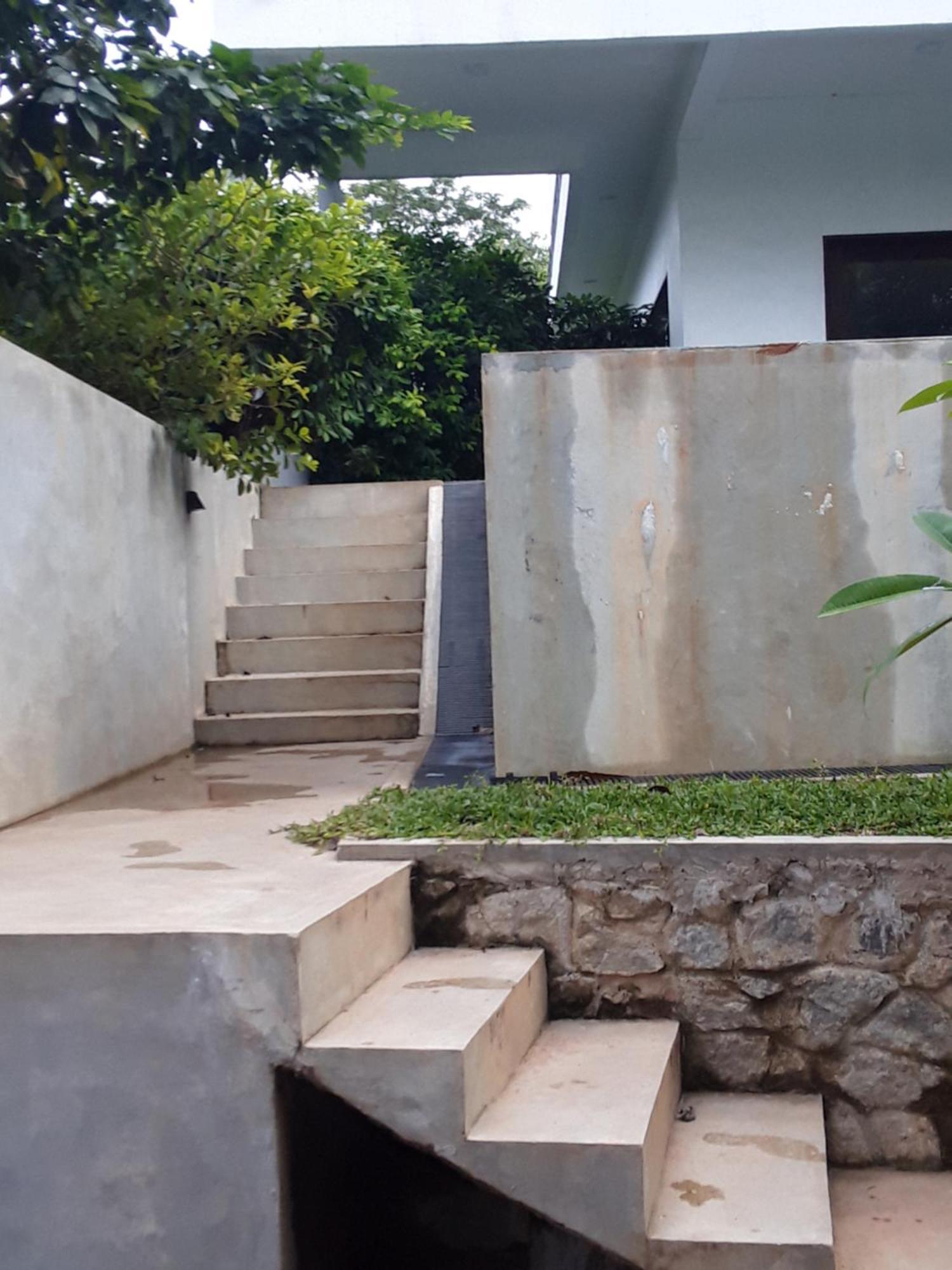 Thalangama Lakeview Lodge Battaramulla Luaran gambar