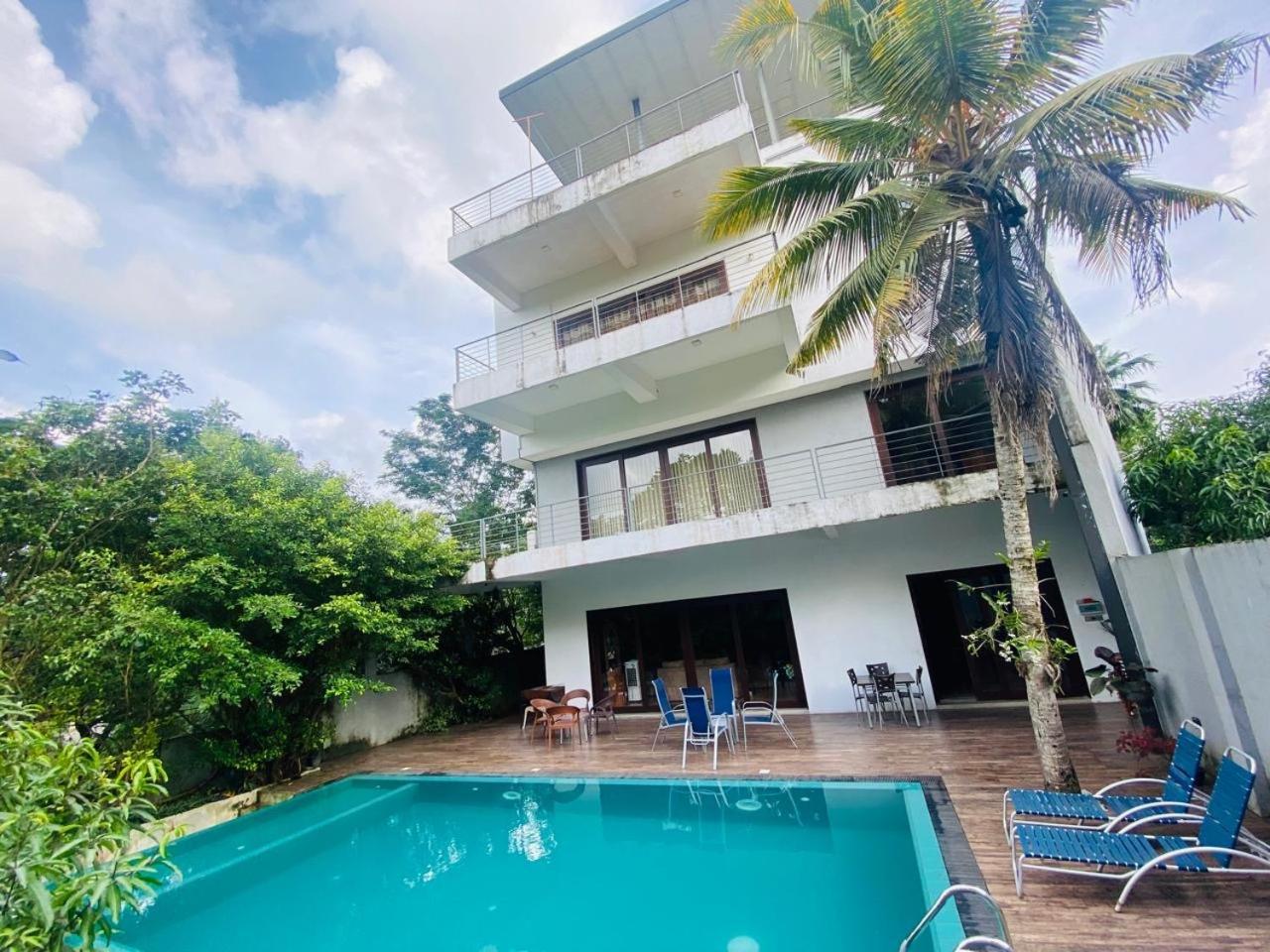 Thalangama Lakeview Lodge Battaramulla Luaran gambar